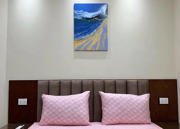 La Quinta Pool & Sea View Ground Floor